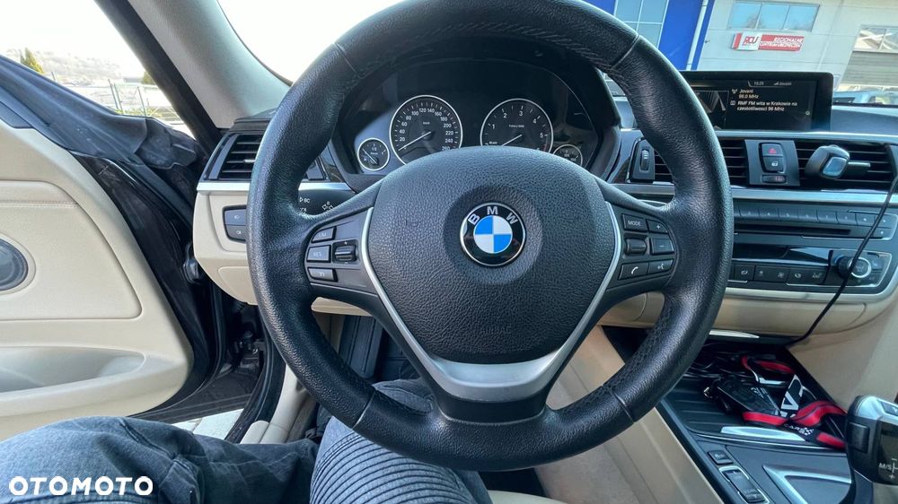BMW 3GT 320d Luxury Line - 9