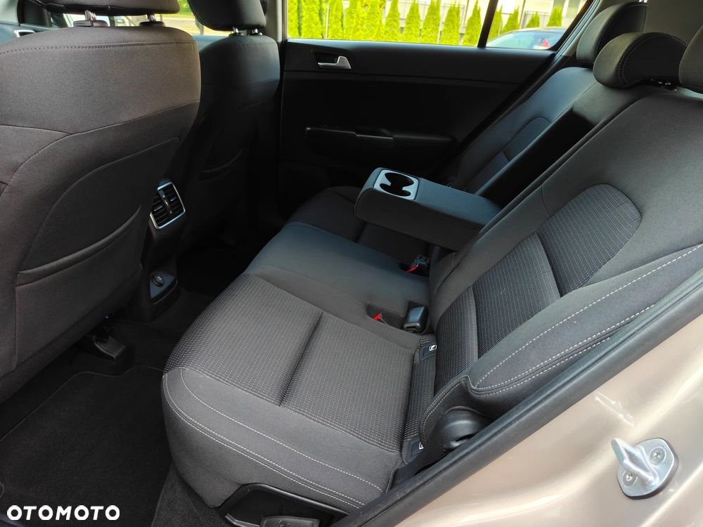 Kia Sportage 1.6 GDI Business Line 2WD - 22