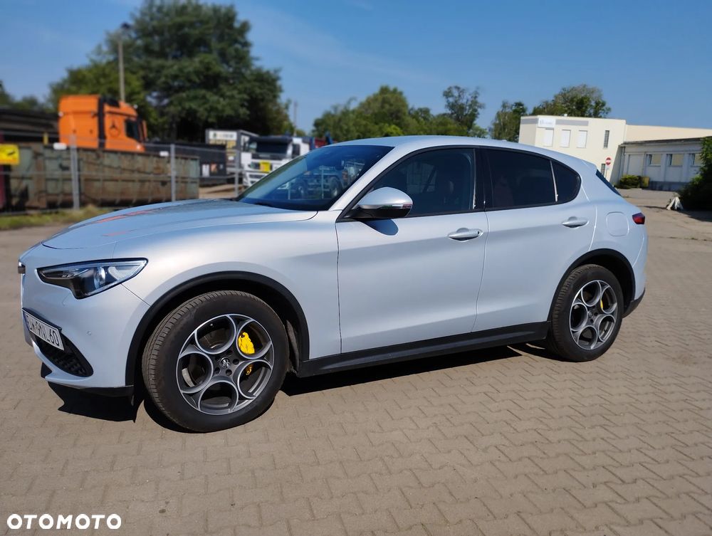 Alfa Romeo Stelvio 2.0 Turbo Sprint Q4 - 2
