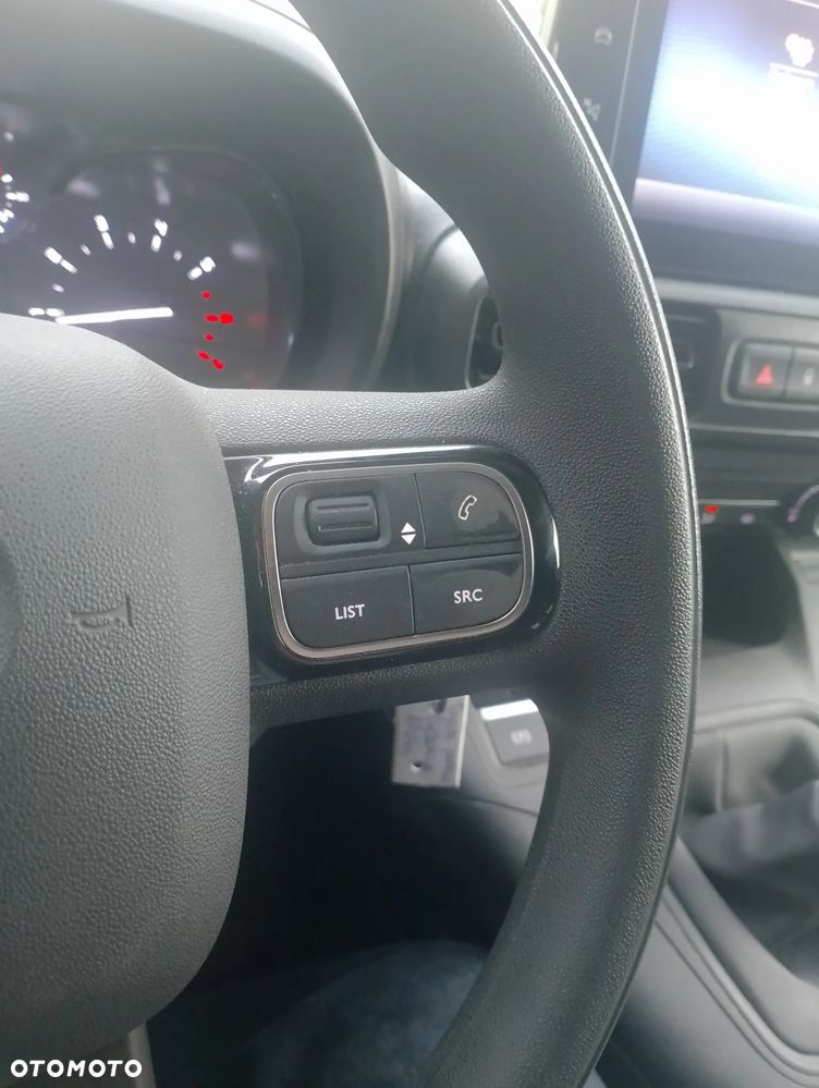 Toyota Proace city - 19