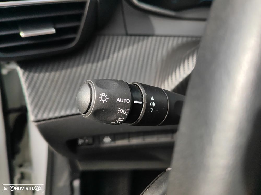 Peugeot e-208 50 kWh Active - 27