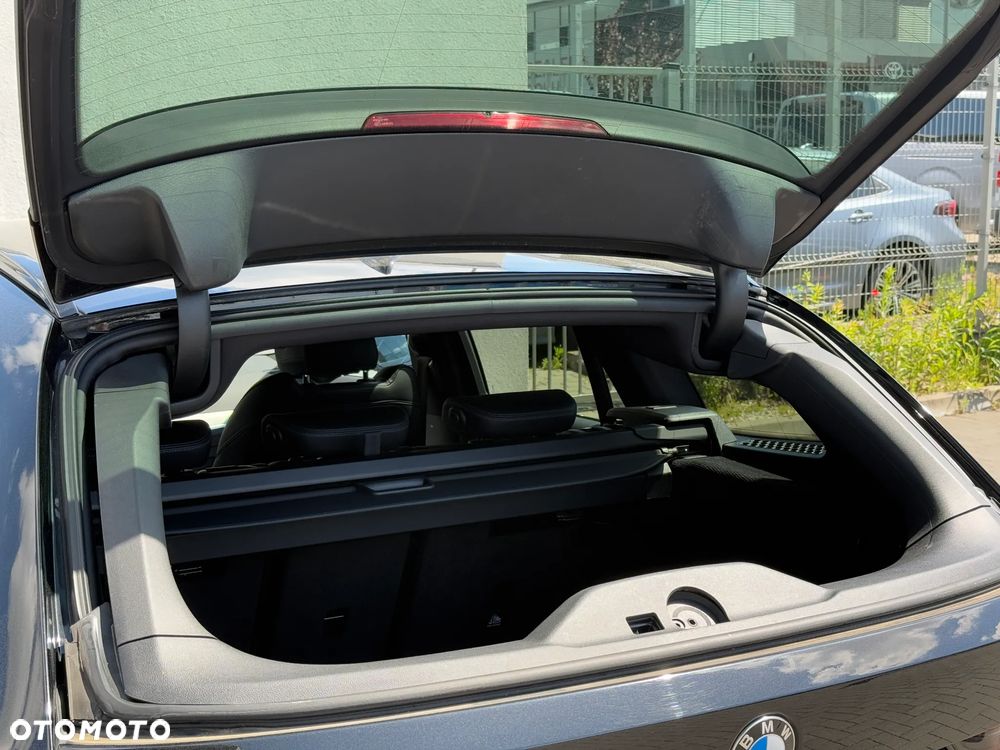 BMW Seria 3 320d M Sport - 24