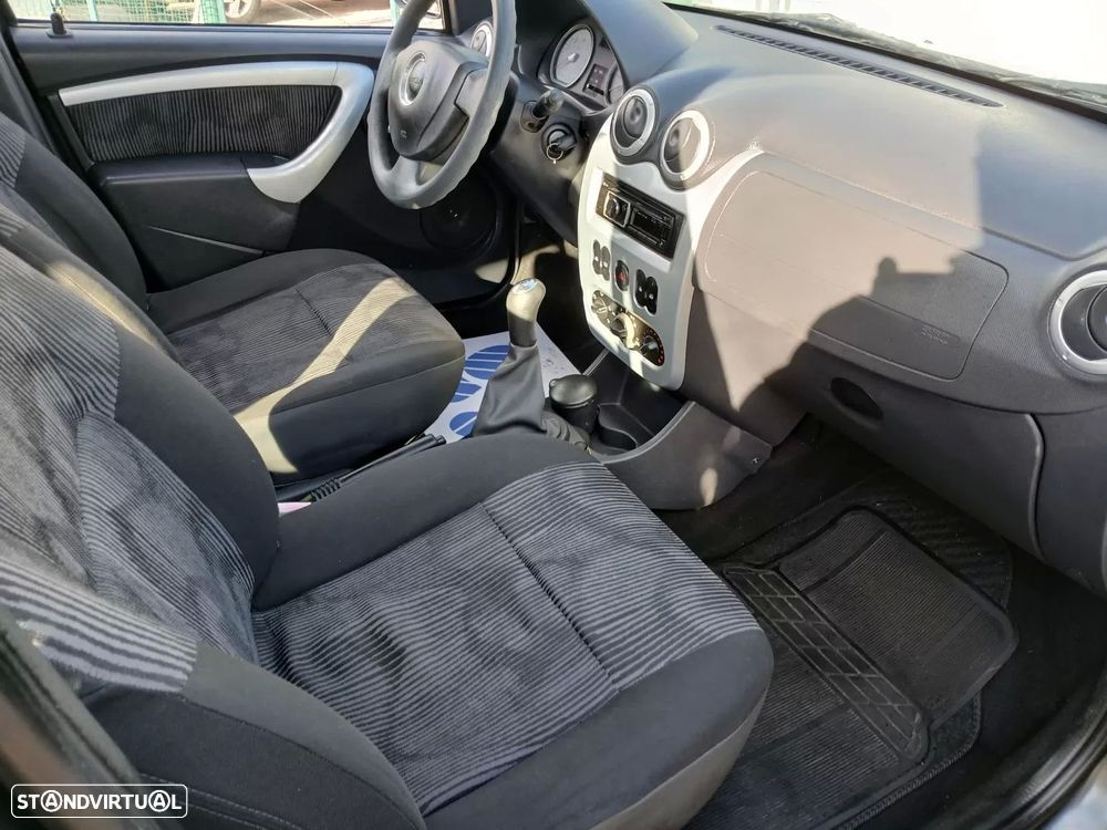 Dacia Sandero 1.5 dCi Confort - 25