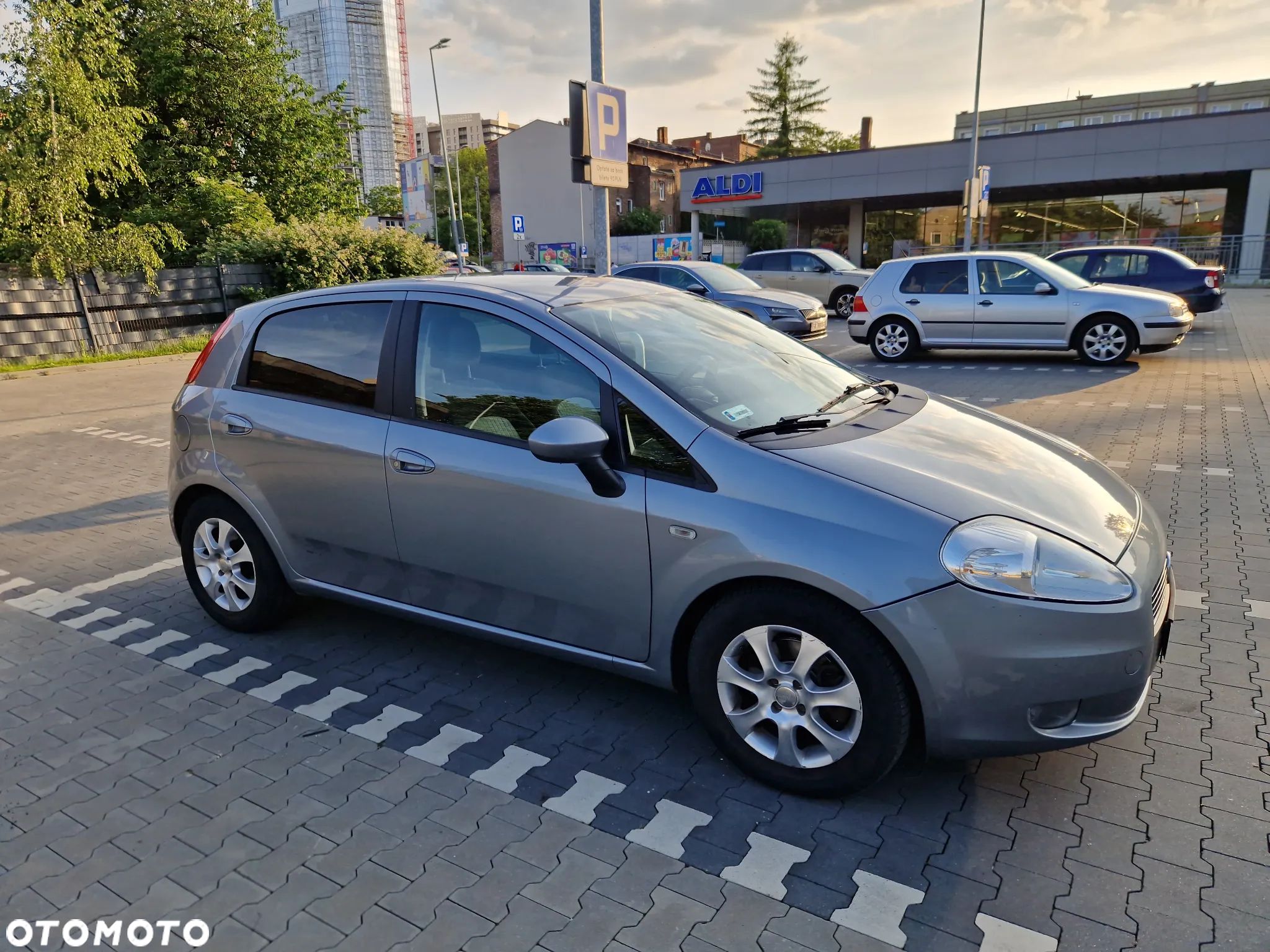 Fiat Grande Punto 1.4 T-Jet 16V Emotion - 1