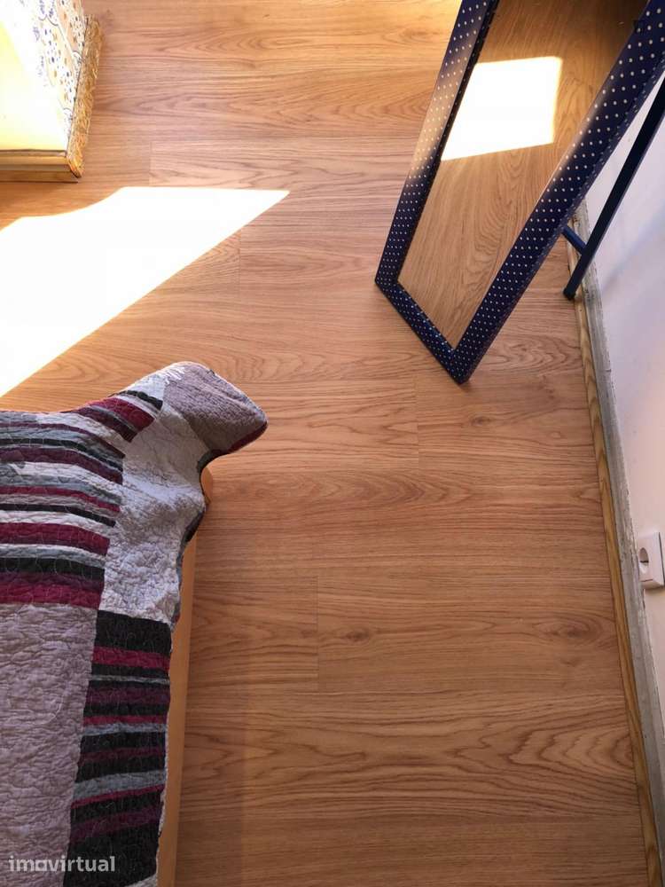 Quarto - localizado em Olivais Coimbra - Grande imagem: 2/42
