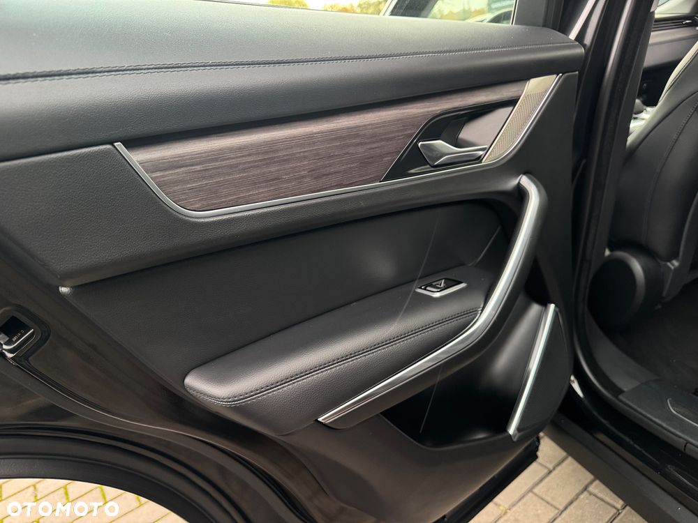 Jaguar F-Pace D200 AWD R-Dynamic SE - 22