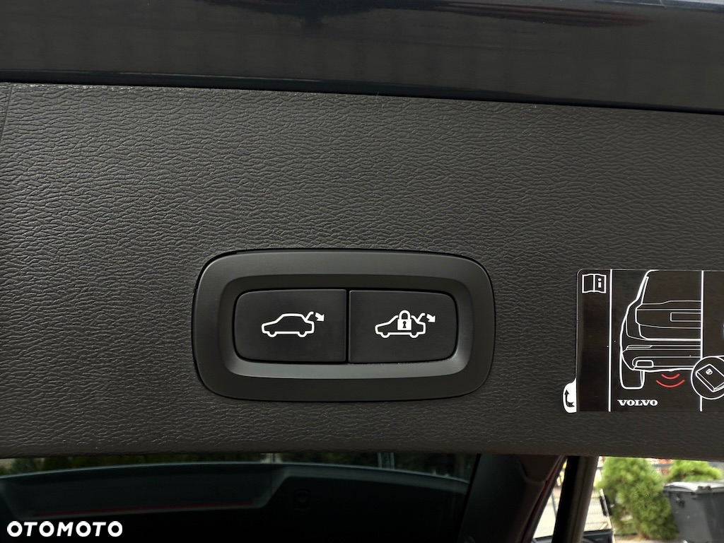 Volvo XC 40 T3 Momentum Pro - 18