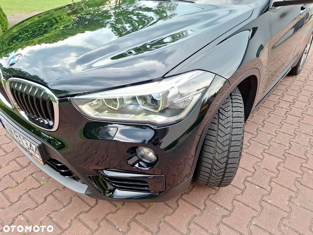 BMW X1 xDrive18d Sport Line - 36