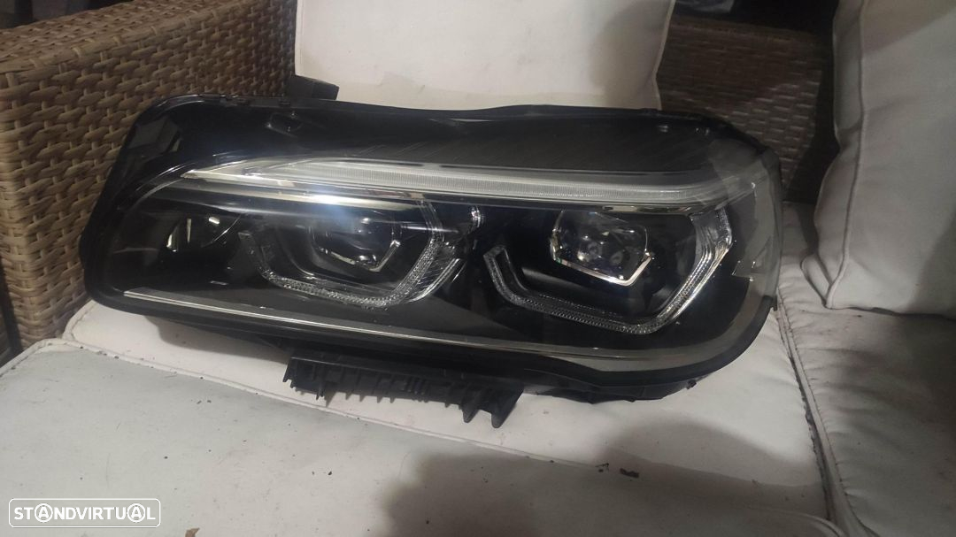 farol esquerdo full Led Adaptativ BMW F45 F46 facelift - 2