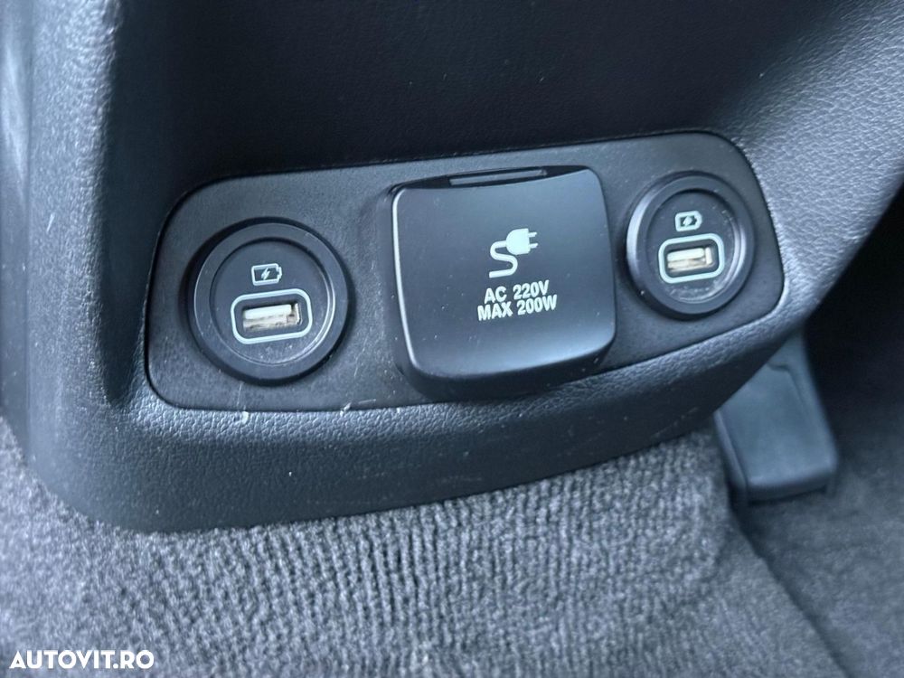 Hyundai Santa Fe - 27