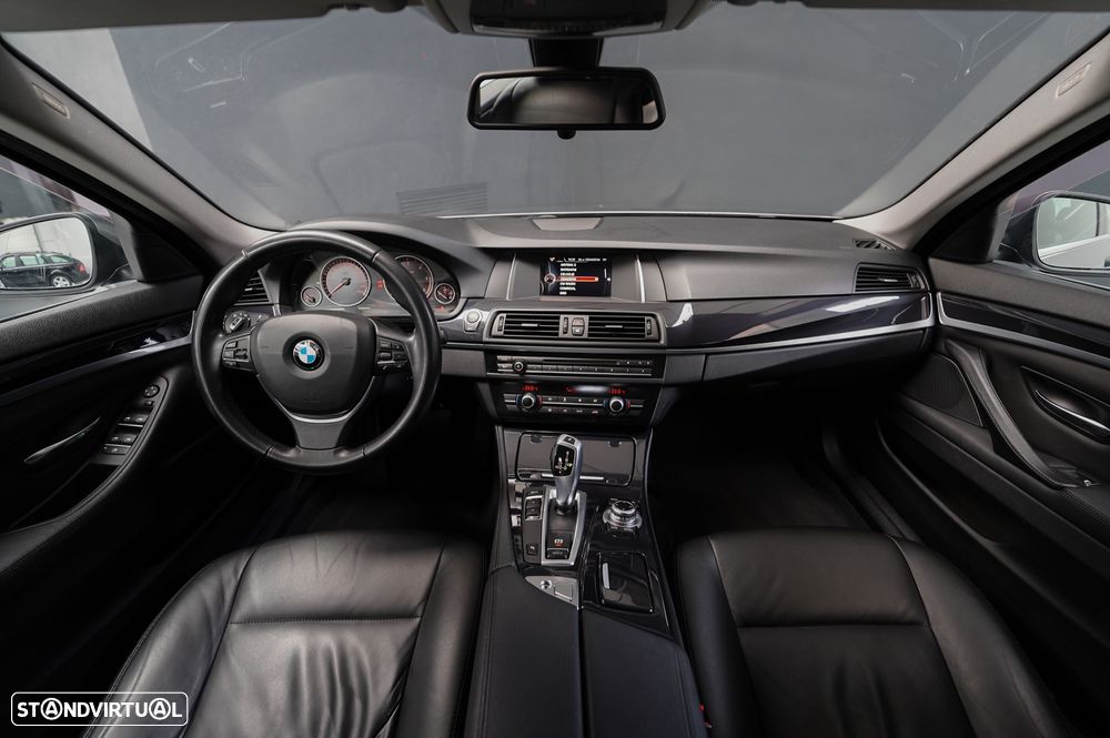 BMW 520 d Auto - 12