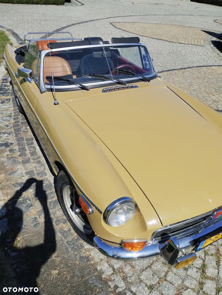 MG MGB - 11