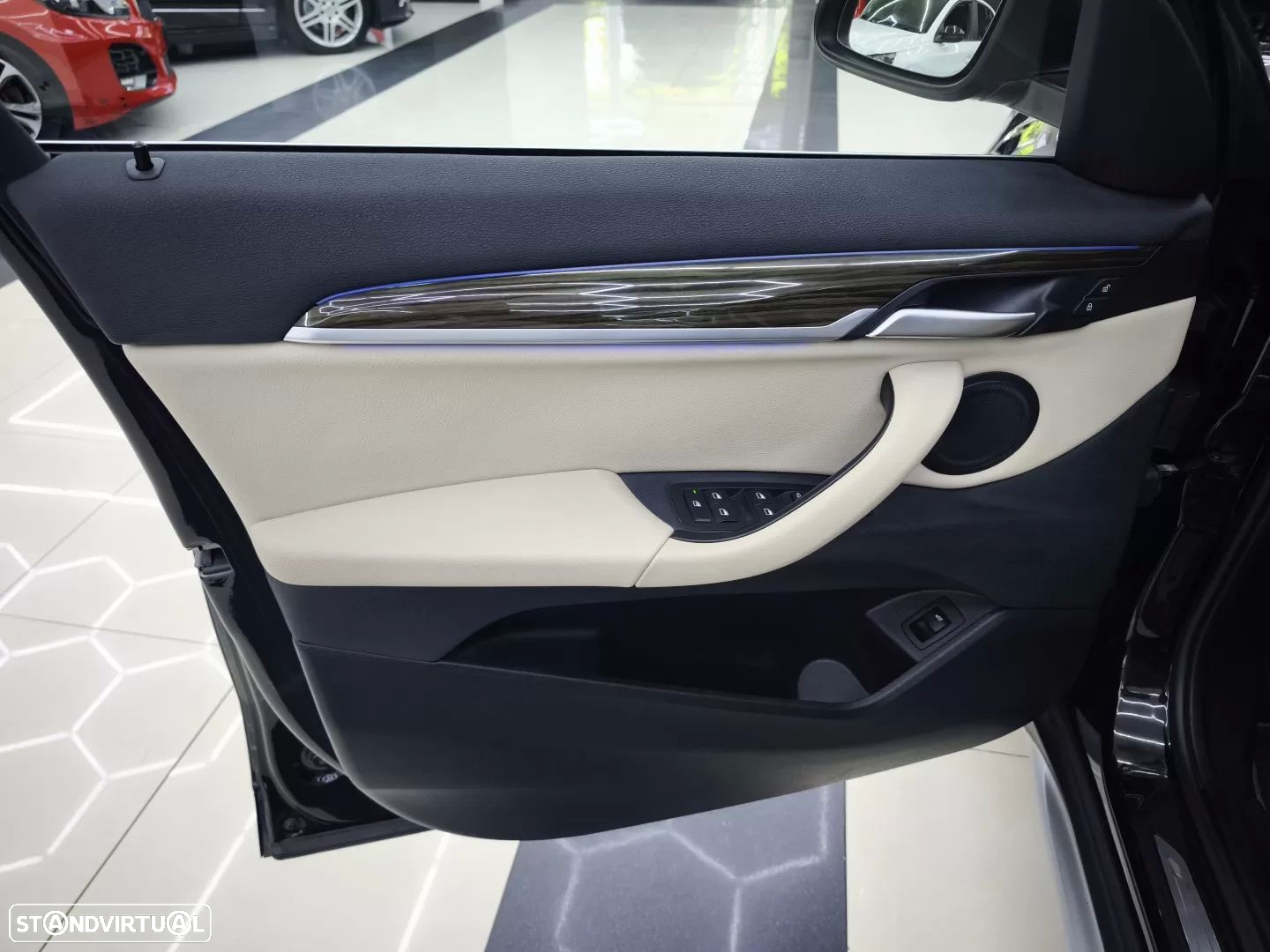 BMW X1 18 i sDrive xLine - 23