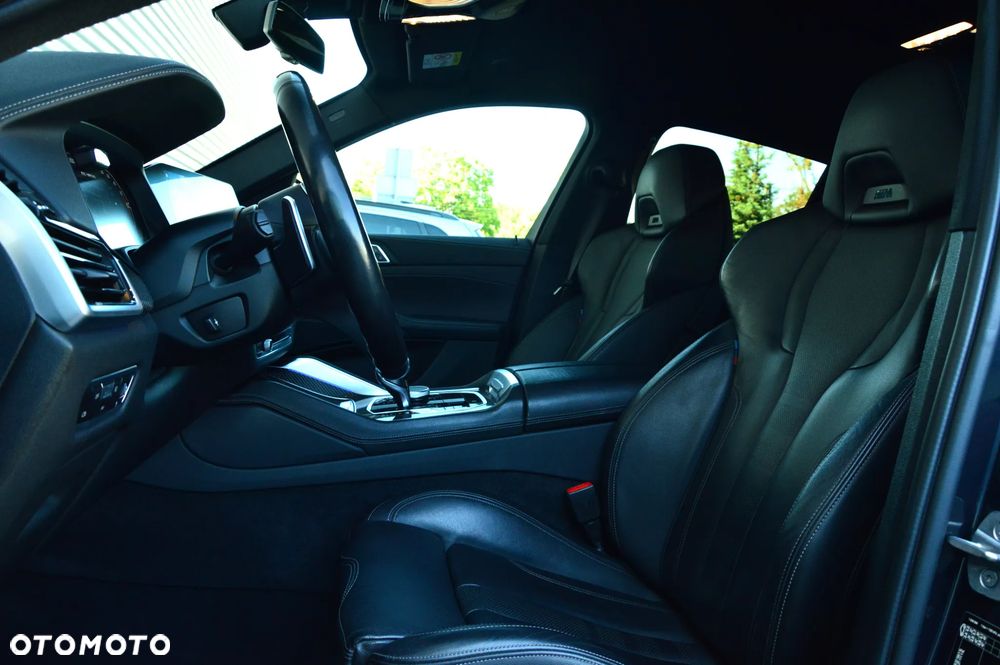 BMW X6 M50i - 17