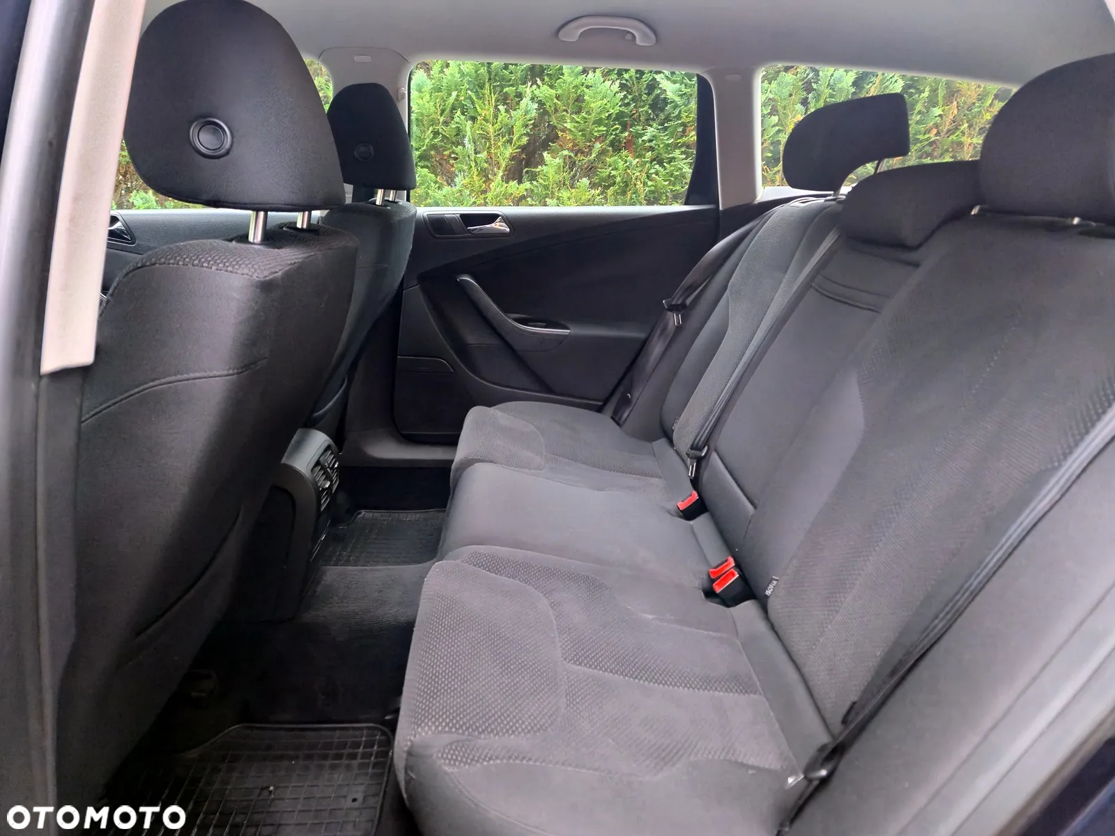 Volkswagen Passat 1.9 TDI Comfortline - 8