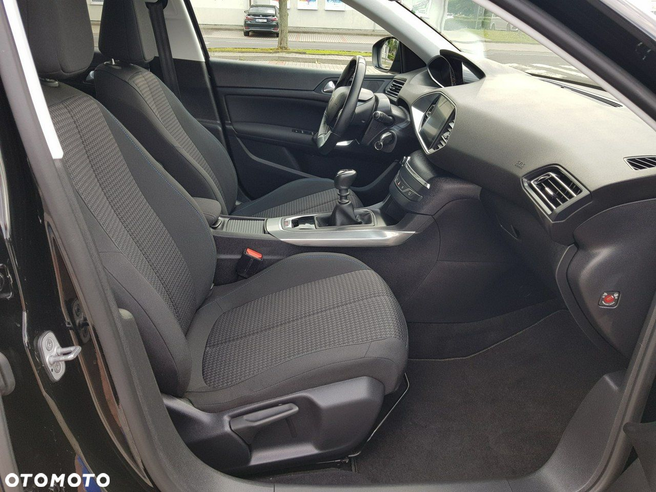 Peugeot 308 - 17