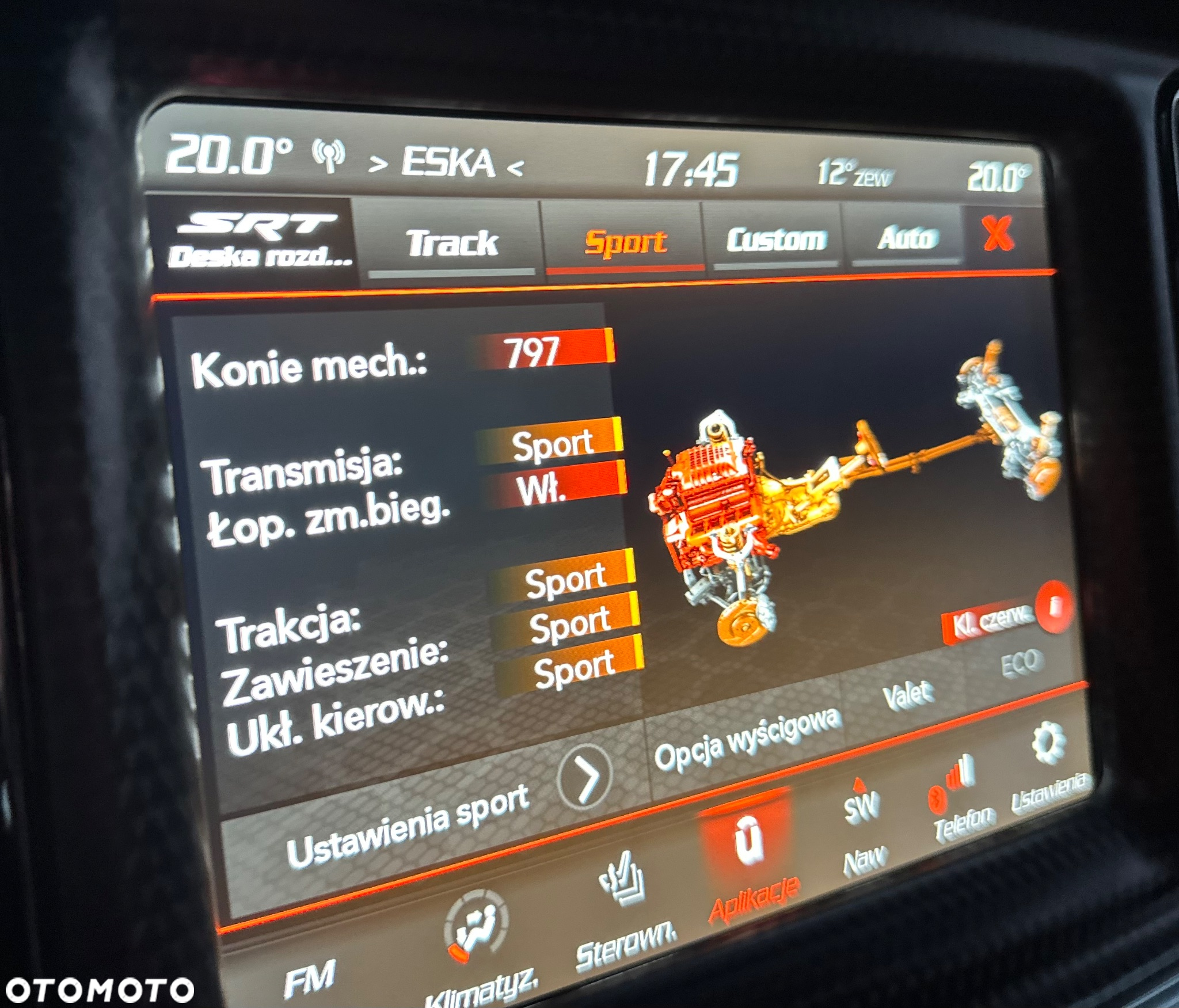 Dodge Challenger 6.2 Redeye Widebody - 30