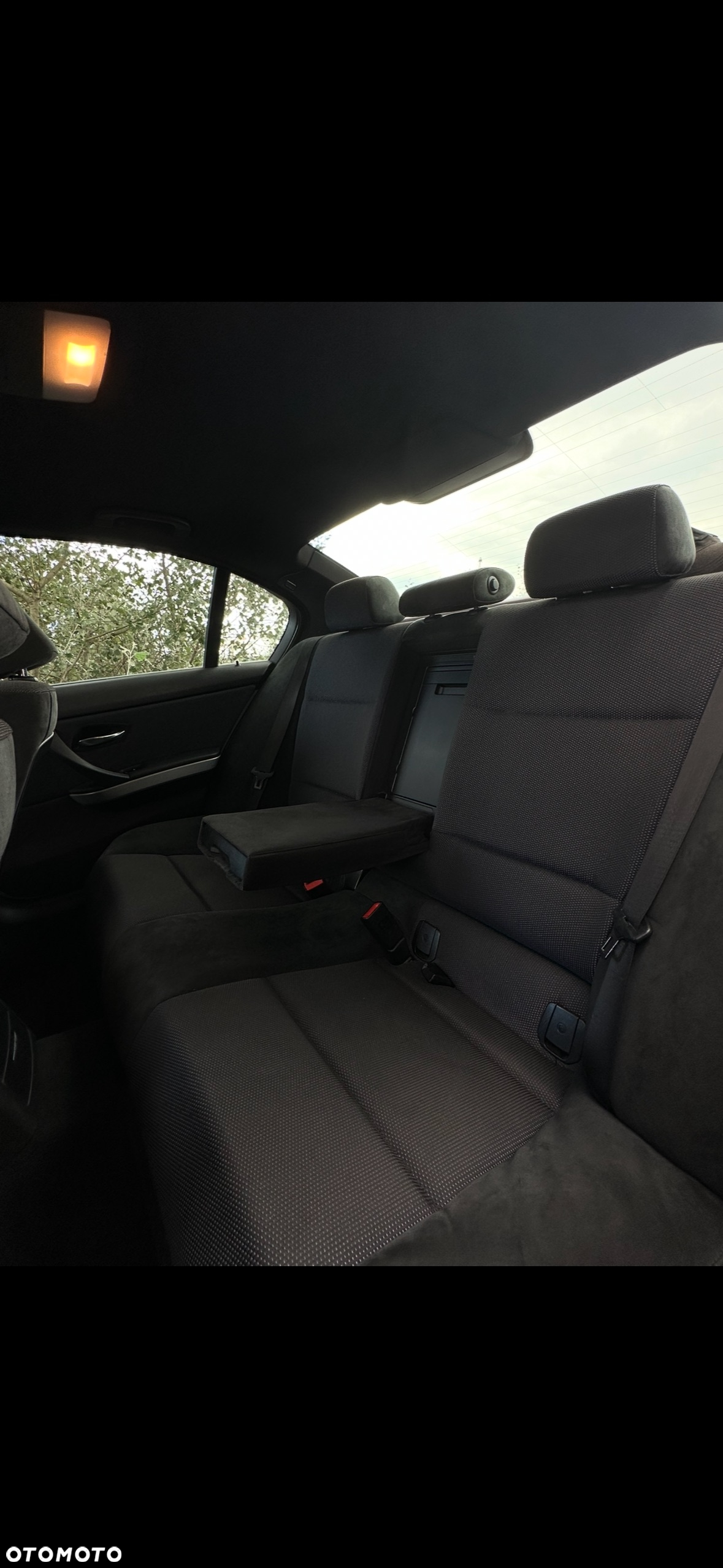 BMW Seria 3 320i - 13
