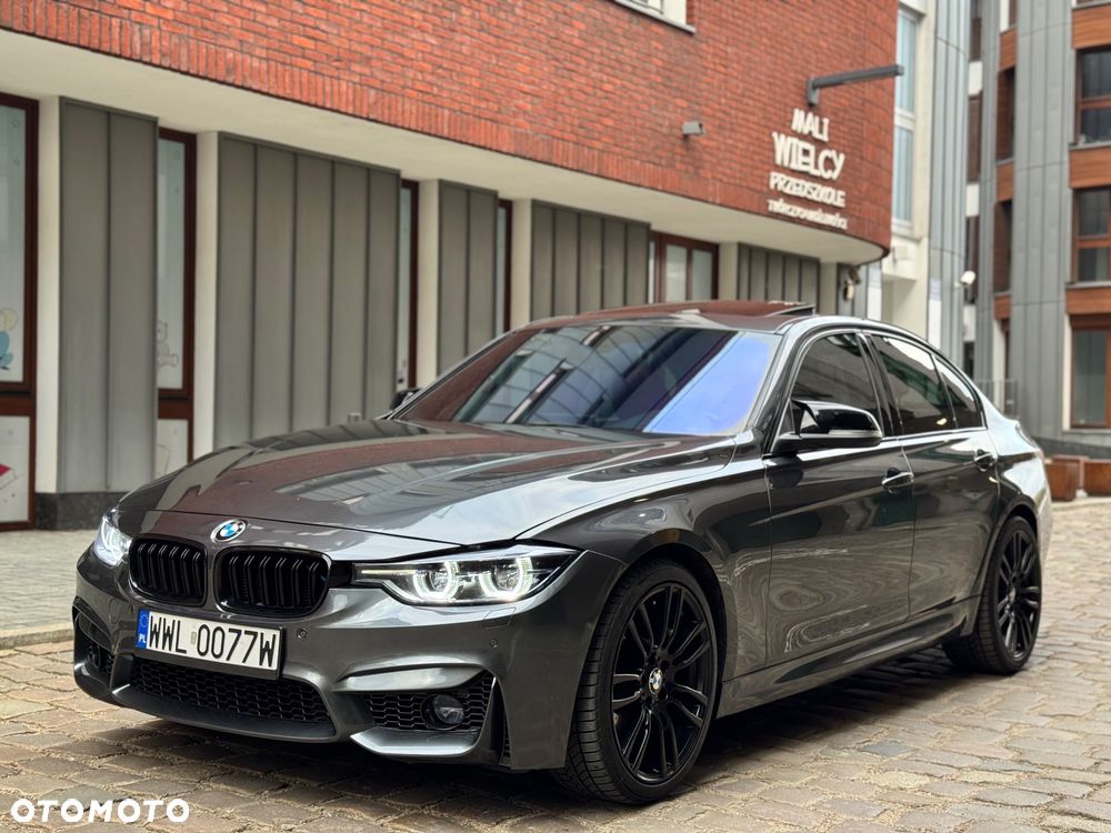 BMW Seria 3 328i Sport Line - 12