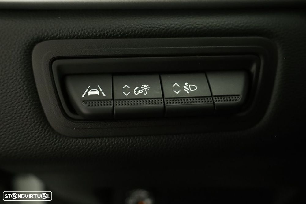 Renault Captur 1.0 TCe Techno Bi-Fuel - 22