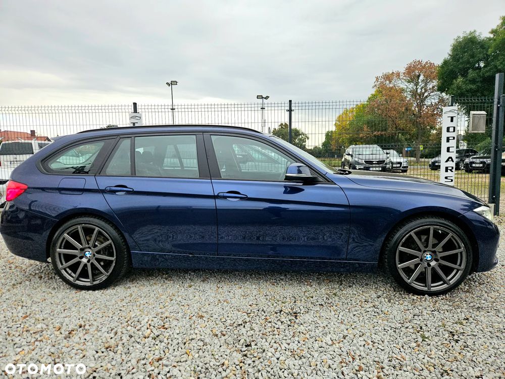 BMW Seria 3 320d Sport Line - 19