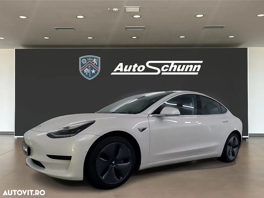 Tesla Model 3 Standard Reichweite Plus Hinterradantrieb - 1