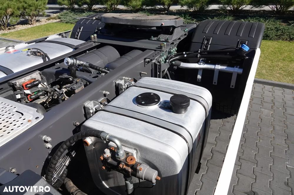 Scania R 450 / RETARDER / LOW CAB / HIDRAULIC / FULL AIRMAIC / ANVELOPE 100% / DUPA CONTRACTUL DE SERVICE - 11