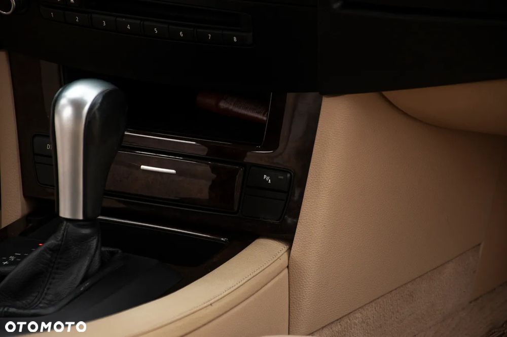 BMW Seria 5 520d Edition Fleet - 12