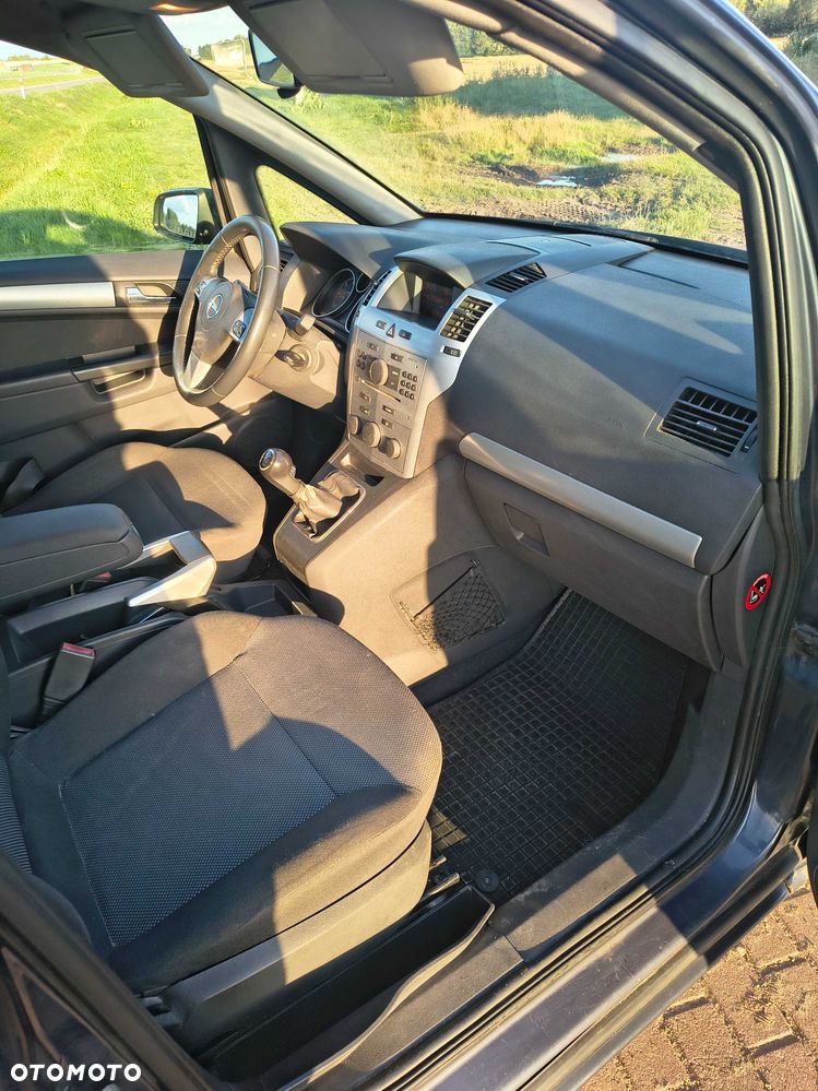 Opel Zafira - 5