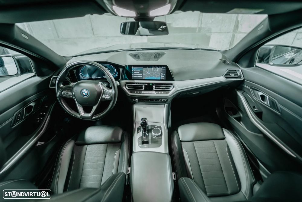 BMW 320 - 8
