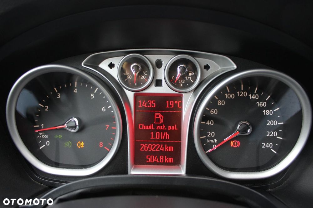 Ford Focus - 26