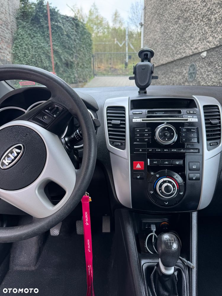 Kia Venga - 3