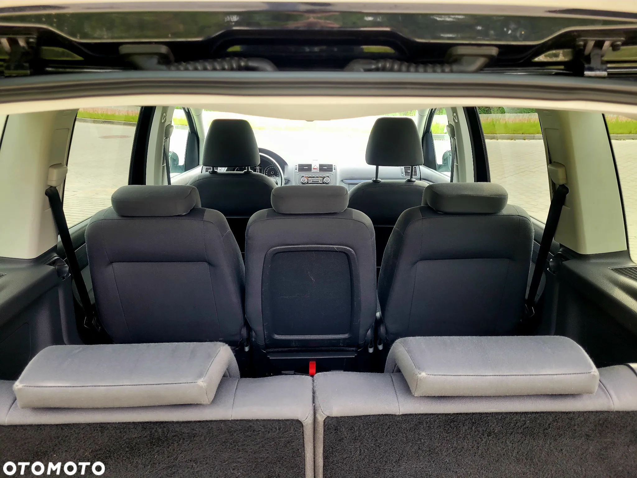 Volkswagen Touran 1.6 TDI DPF Comfortline - 16