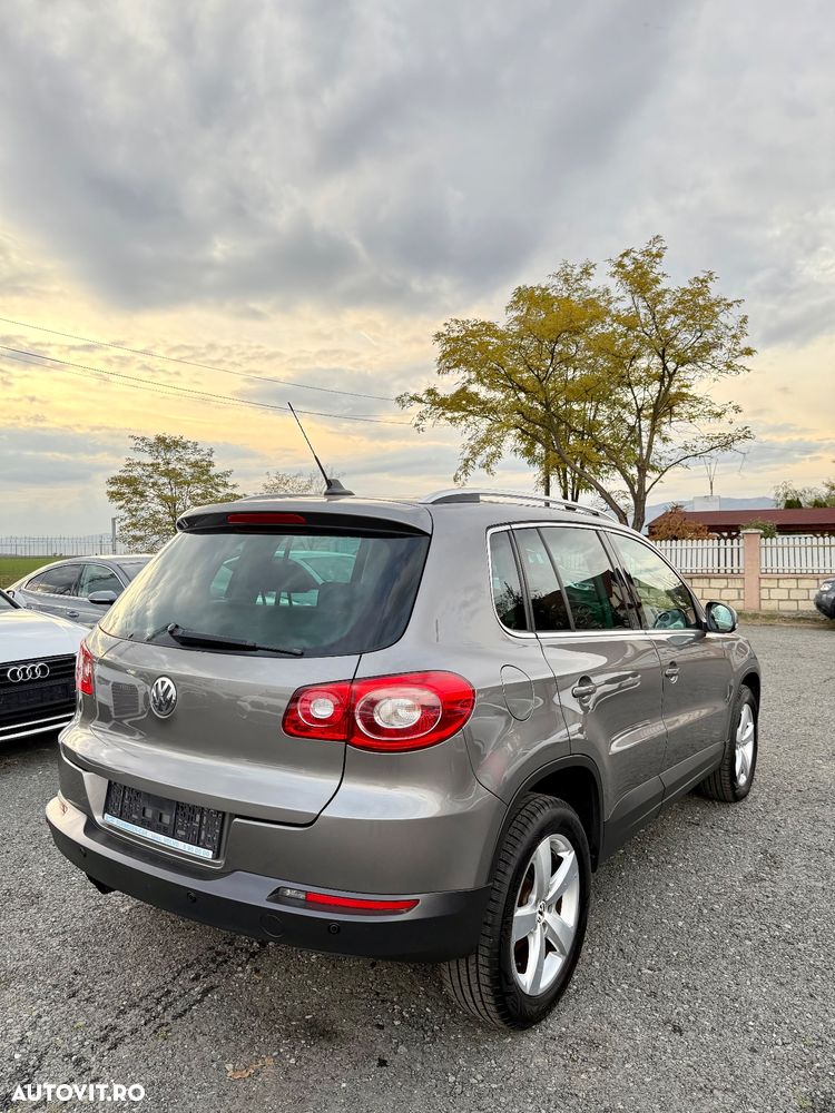 Volkswagen Tiguan ver-2-0-tdi-4motion-dsg-sport-style - 3