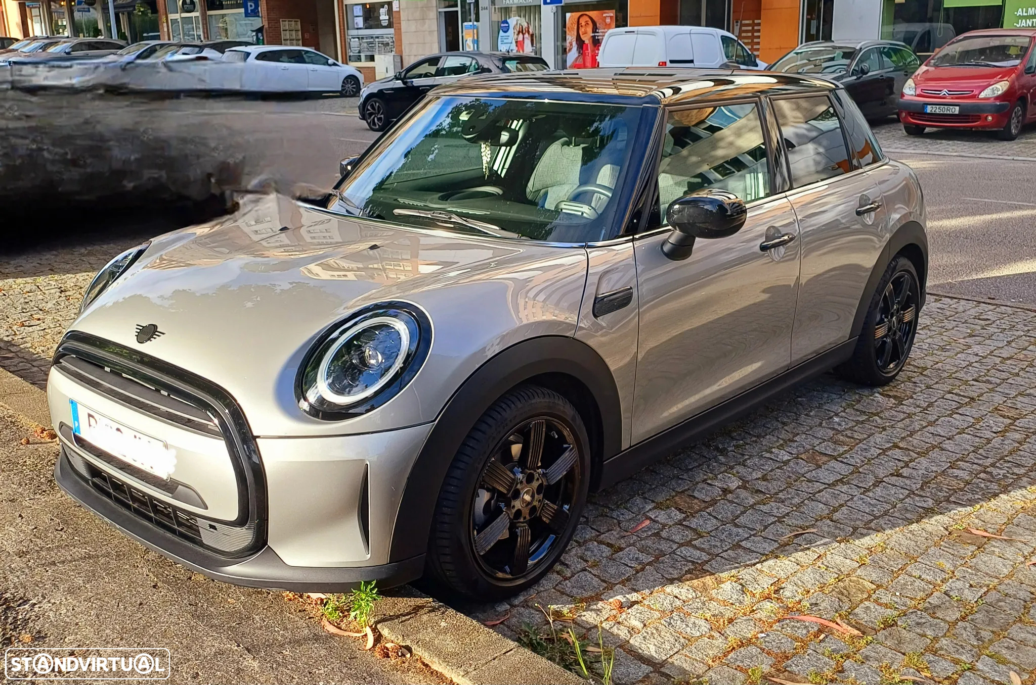 MINI 5 Portas Cooper Classic Auto - 3