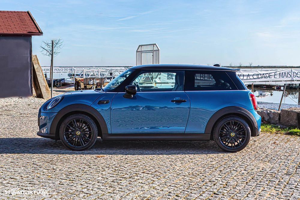 MINI 3 Portas Cooper SE Premium Yours - 32