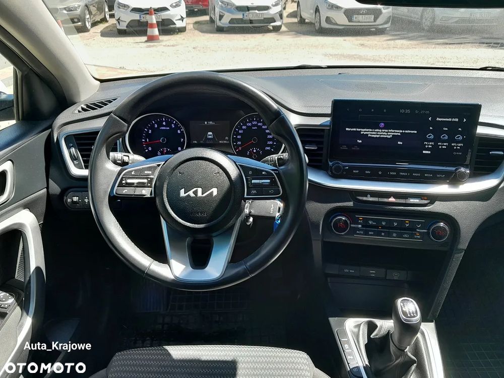Kia Ceed 1.5 T-GDI M - 11