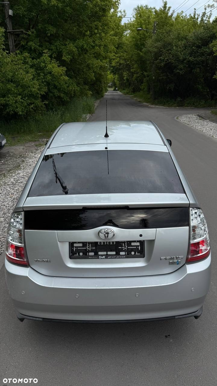 Toyota Prius (Hybrid) Sol - 7