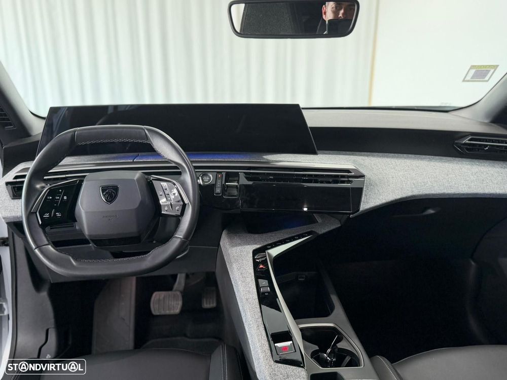 Peugeot 3008 1.2 Hybrid Allure e-DCS6 - 8