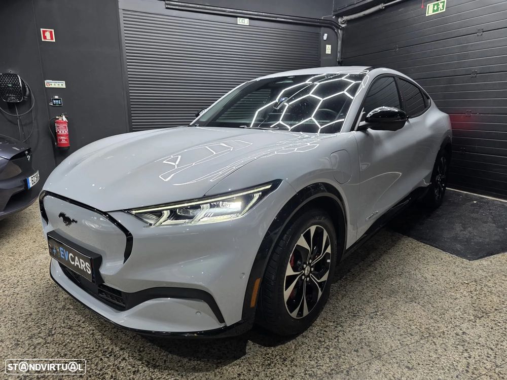 Ford Mustang Mach-E AWD PREMIUM - 3