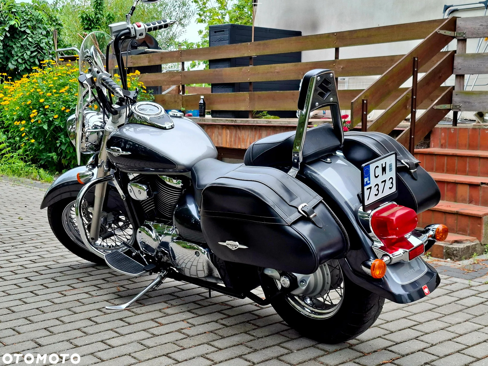 Suzuki Intruder - 5