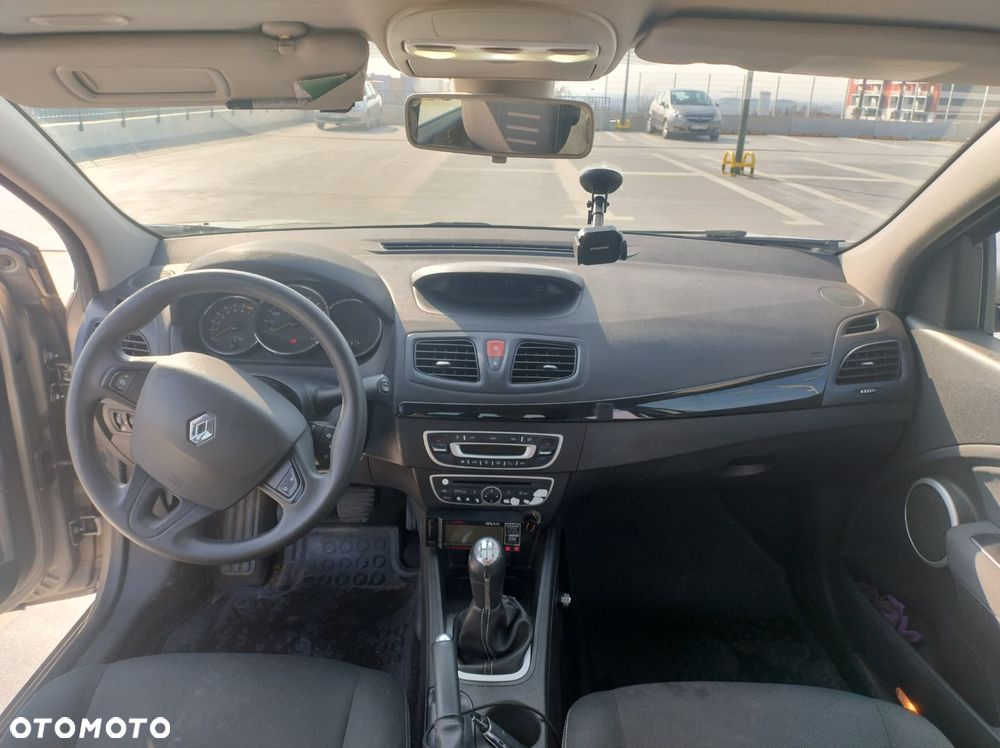 Renault Fluence 1.6 16V Privilege - 3