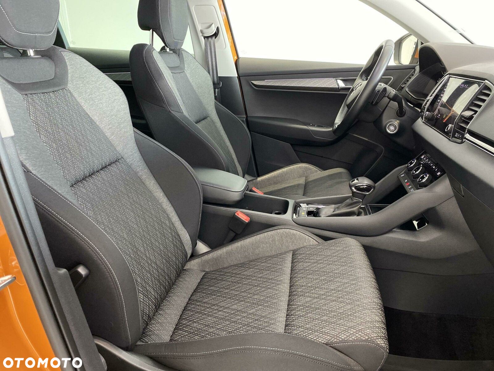 Skoda Karoq 1.5 TSI ACT 4x2 Style DSG - 16
