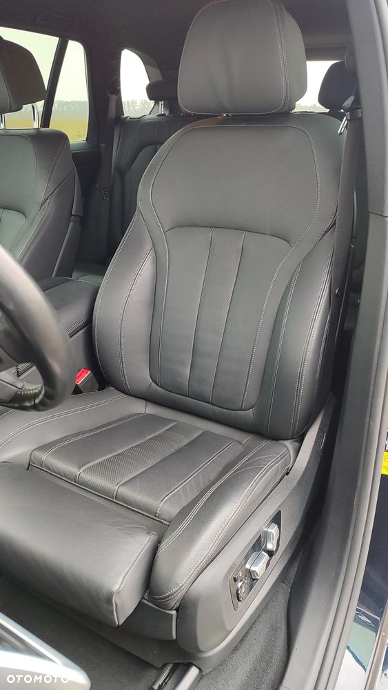 BMW X5 xDrive45e - 8