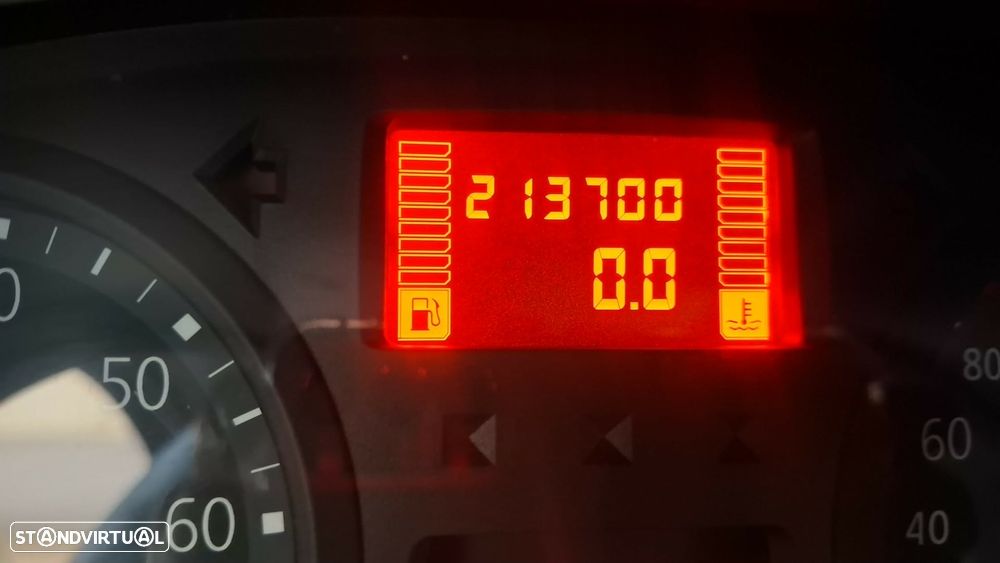 Renault Clio 1.2 16V Confort - 15