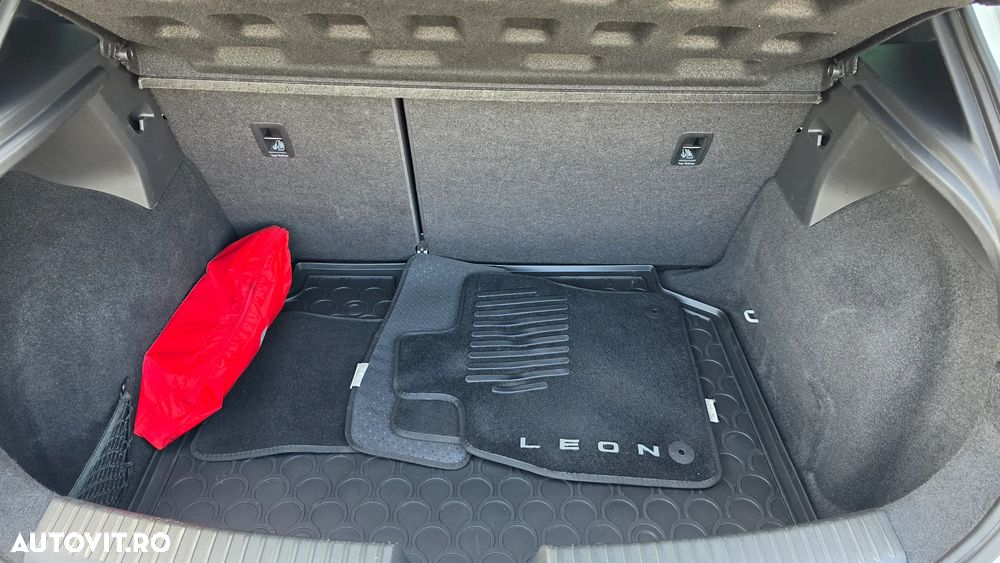Seat Leon 2.0 TDI DPF Ecomotive FR - 24
