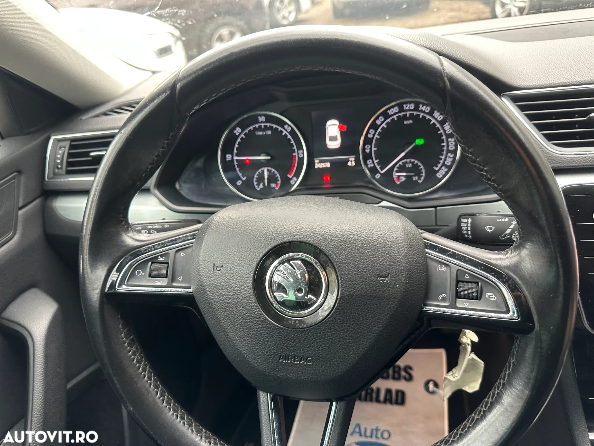 Skoda Superb 1.6 TDI DSG Ambition - 12