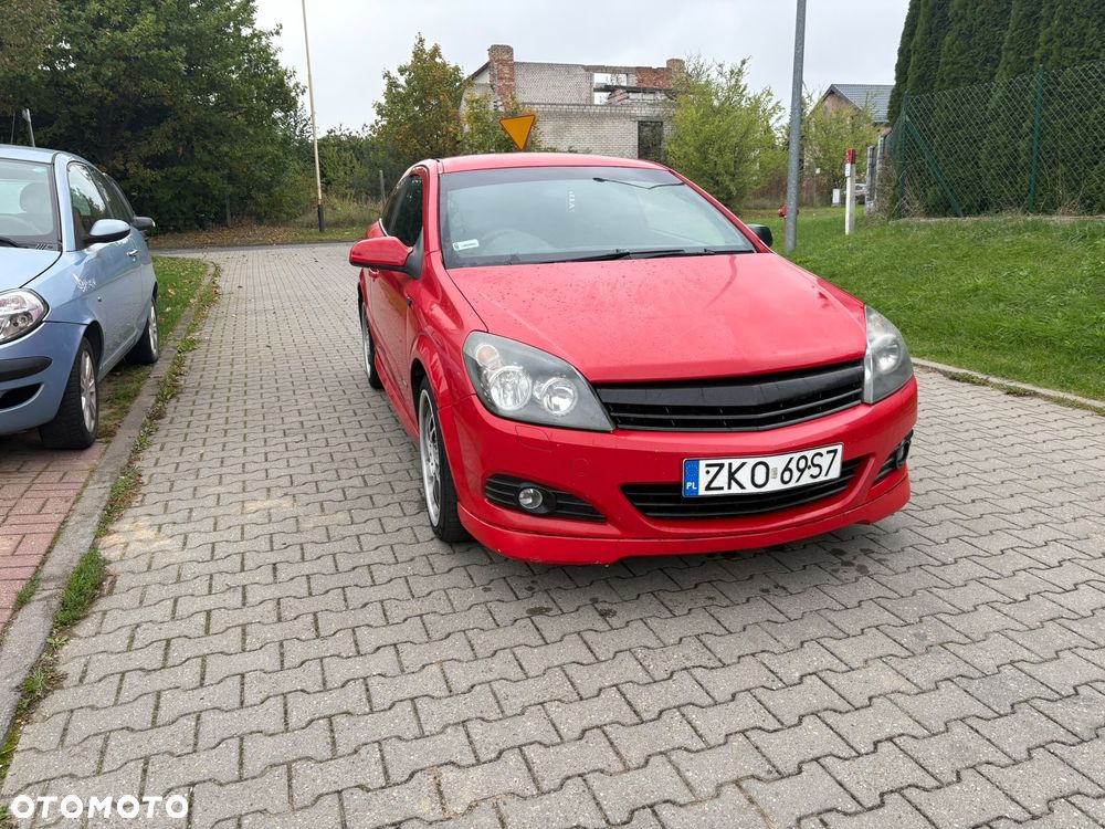 Vauxhall Astra 2005 photo 3