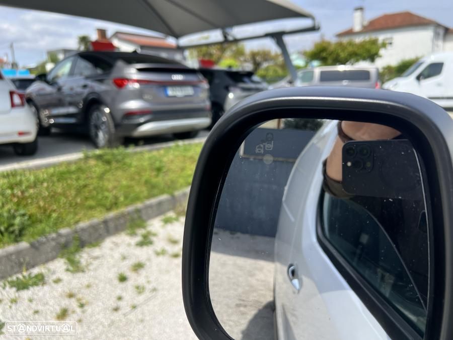 Opel Vivaro e CARGO M 75KWH - 33