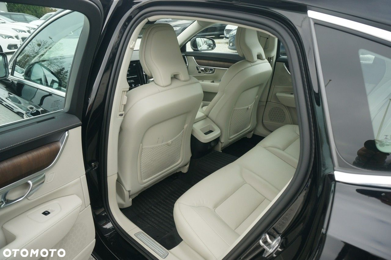 Volvo S90 - 37